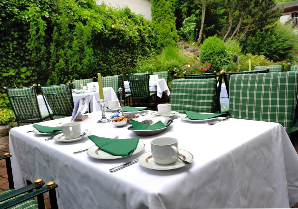 Hotel Gasthof Der Krug 스테구라치 외부 사진