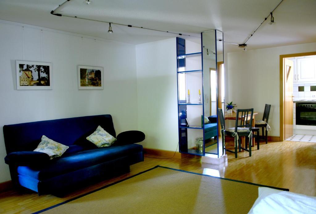 Hotel Gasthof Der Krug 스테구라치 객실 사진