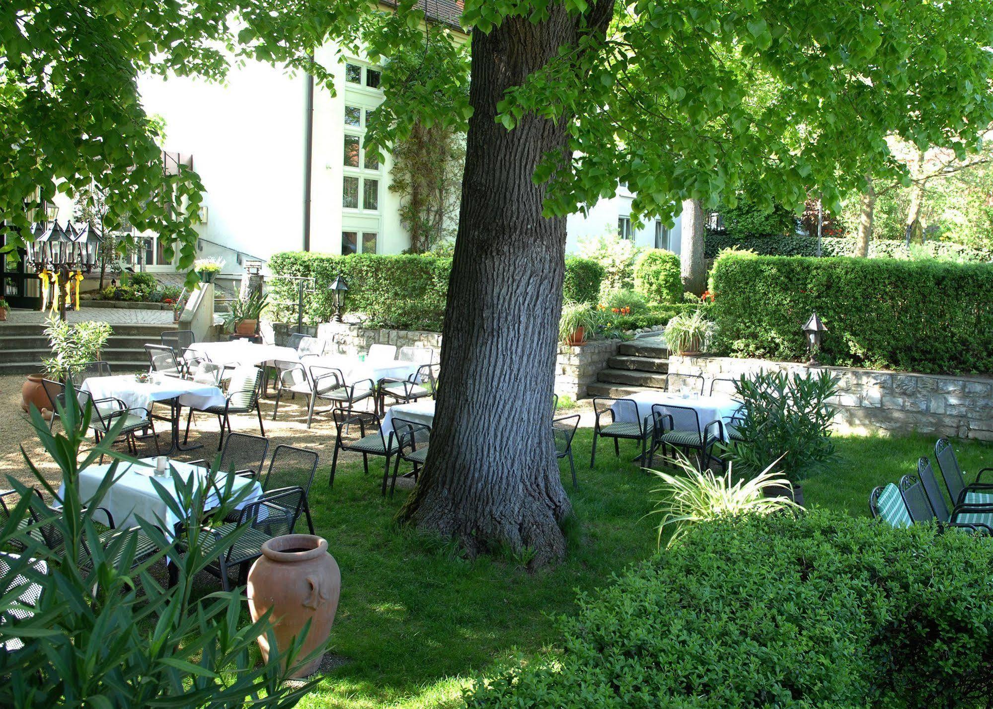 Hotel Gasthof Der Krug 스테구라치 외부 사진